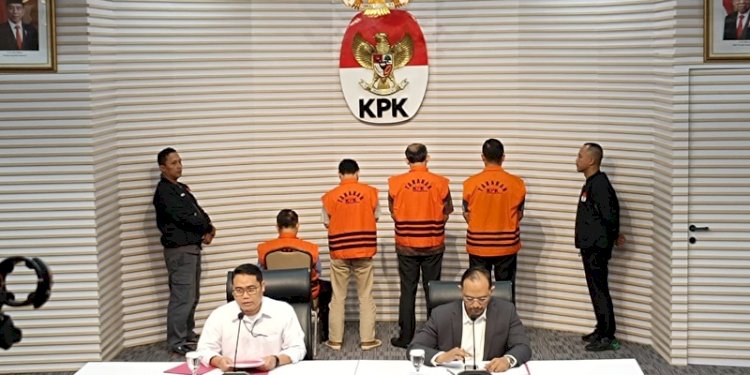 Konferensi pers pengumuman dan penahanan 4 tersangka korupsi program Smart City Bandung di Gedung Merah Putih KPK, Jalan Kuningan Persada Kav 4, Setiabudi, Jakarta Selatan, Kamis (26/9)/RMOL