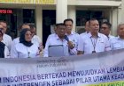 Gelar Aksi Solidaritas, Hakim PN Palembang Pasang Pita Merah Putih