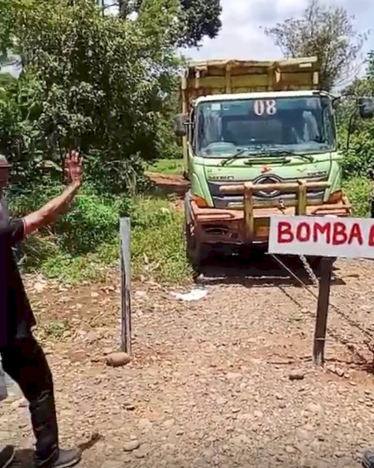 Perusakan portal milik Bomba Grup oleh PT Lahat Pulau Pinang Bara Jaya (LPPBJ)