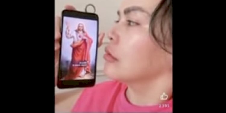 Tangkapan layar Ratu Entok dinilai mengolok-olok gambar Yesus/Repro