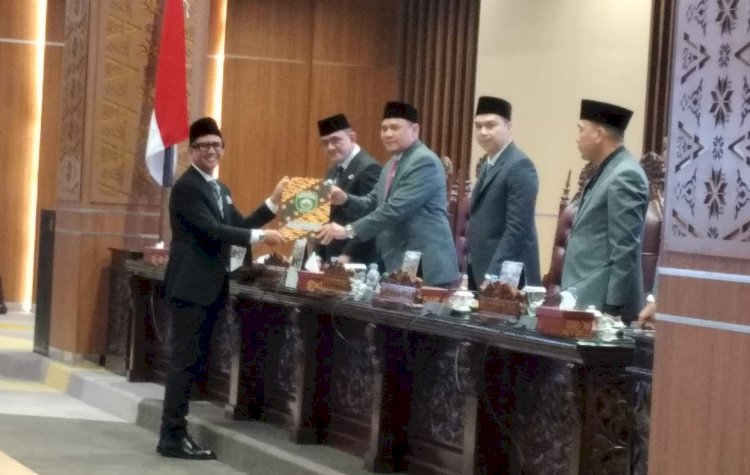 DPRD Sumatera Selatan (Sumsel) menggelar rapat paripurna  V Tahun sidang 2024 dengan agenda Penyampaian Laporan  Hasil Pembahasan dan Penelitian Tim Penyusunan Peraturan  DPRD Sumsel Tentang Tata Tertib , Kode Etik dan Tata Beracara/Foto: Dudi Oskandar