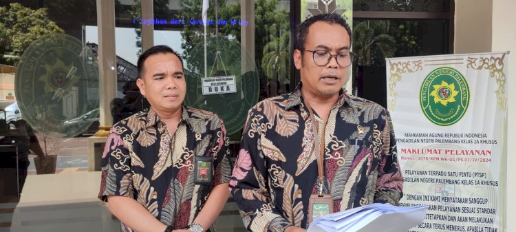 Humas Pengadilan Negeri Palembang memberikan keterangan pers terkait putusan perkara gugatan Kementerian LHK RI terhadap tergugat PT Kosindo Supratama/handout