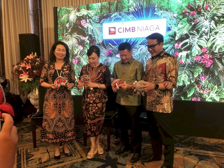 Presiden Direktur CIMB Niaga Lani Darmawan bersama jajaran pimpinan CIMB saat kegiatan di Arista Hotel palembang (maya hasan/rmolsumsel)
