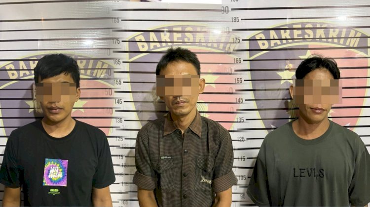 Tiga tersangka kasus judi togel online yang diringkus Polres Pringsewu. (ist/rmolsumsel.id) 