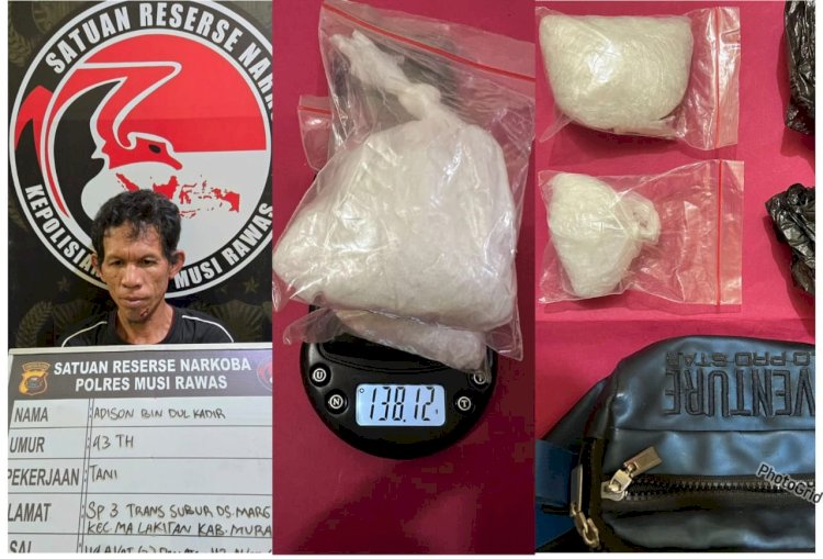 Tersangka berikut dengan barang bukti diamankan di Polres Musi Rawas.(Handout)