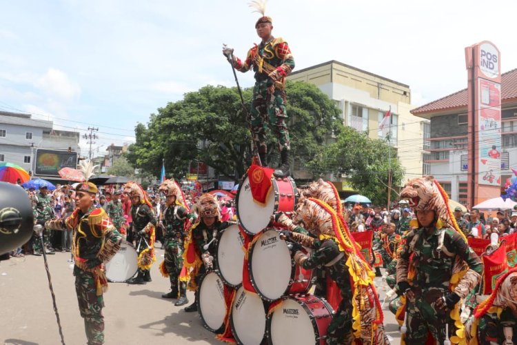 Atraksi Drumband Canka Yonarhanud (Batalyon Arteleri Pertahanan Udara) 12/SBP Kodam II Sriwijaya. (ist/rmolsumsel.id) 