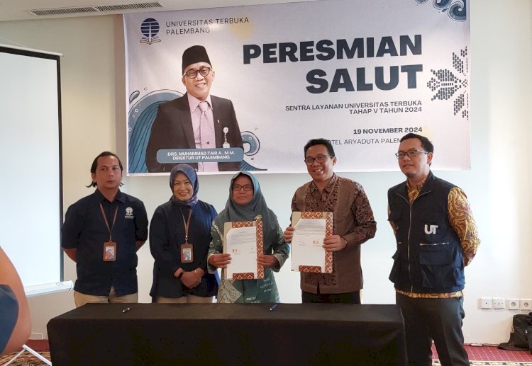 Direktur UT Palembang Drs Muhammad Tair dalam peresmian/ist