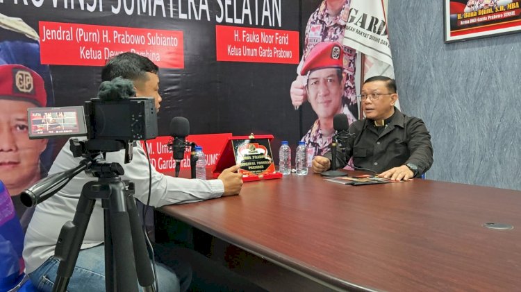 Ketum Garda Prabowo, Fauka Noor Farid saat menjadi bintang tamu poscast Ruang Redaksi RMOL Sumsel. (dok/rmolsumsel.id) 