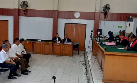 Empat terdakwa korupsi Jargas PT SP2J dalam persidangan/ist