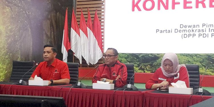 Ketua DPP PDIP, Ronny Talapessy (kiri)/RMOL