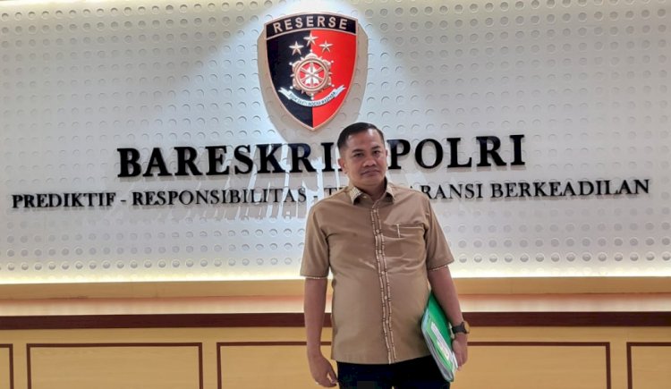 Praktisi Hukum, Novel Suwa/ist