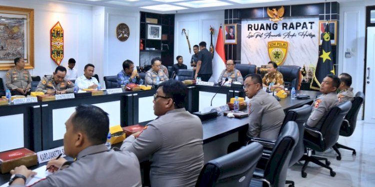 Polri bersama Yayasan Pendidikan Kader Bangsa Indonesia bakal menghadirkan SMA Taruna Kemala Bhayangkara/Ist