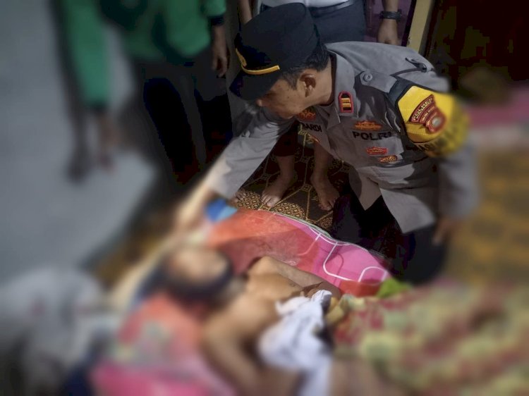 Pria lanjut usia di Kabupaten Musi Rawas tewas usai jatuh dari pohon durian.(Foto Polres Musi Rawas)
