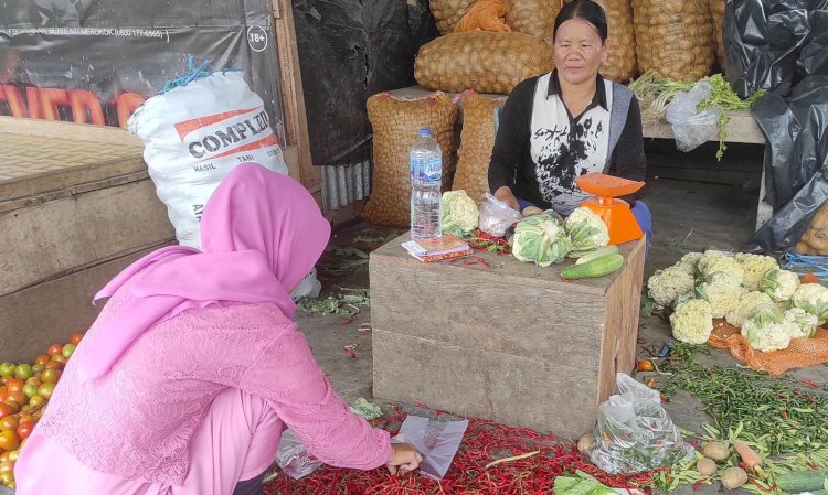 Menjelang akhir tahun, harga cabai di Pasar Pulo Mas, Tebing Tinggi, Kabupaten Empat Lawang, Sumatera Selatan, mengalami kenaikan signifikan/ist
