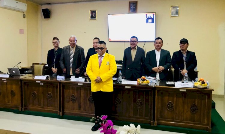 Ketua Dewan Pimpinan Daerah (DPD) Partai Demokrasi Indonesia (PDI) Perjuangan Provinsi Sumatera Selatan, Giri Ramanda Nazaputra Kiemas, resmi meraih gelar Doktor/ist