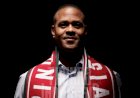 Kluivert Kabarnya Ditemani Dirk Kuyt hingga Irfan Bachdim