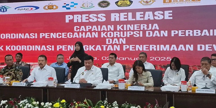 Menteri Koordinator Politik dan Keamanan (Menko Polkam) Budi Gunawan saat konferensi pers di Kejaksaan Agung, Kamis, 2 Januari 2025/RMOL