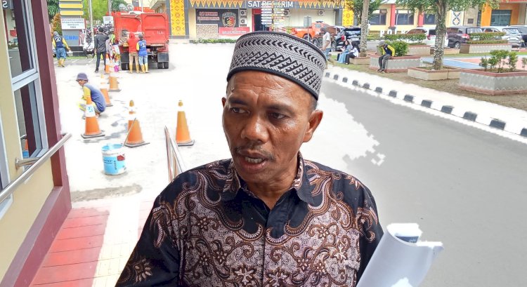 Walid murid Jefri usai membuat laporan polisi/Foto: Denny Pratama