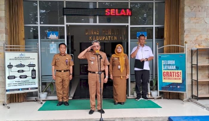 Plh Dinas Pendidikan OKI, M Lubis.(dokumentasi Dinas Pendidikan OKI)