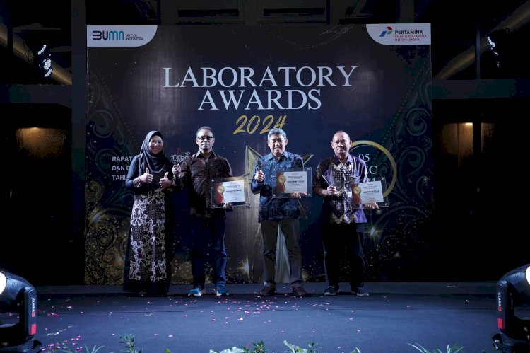    Laboratorium Kilang Pertamina Plaju telah memperoleh akreditasi ISO/IEC 17025:2017 dari Komite Akreditasi Nasional (KAN) sebagai Laboratorium Penguji. (Humas Pertamina)