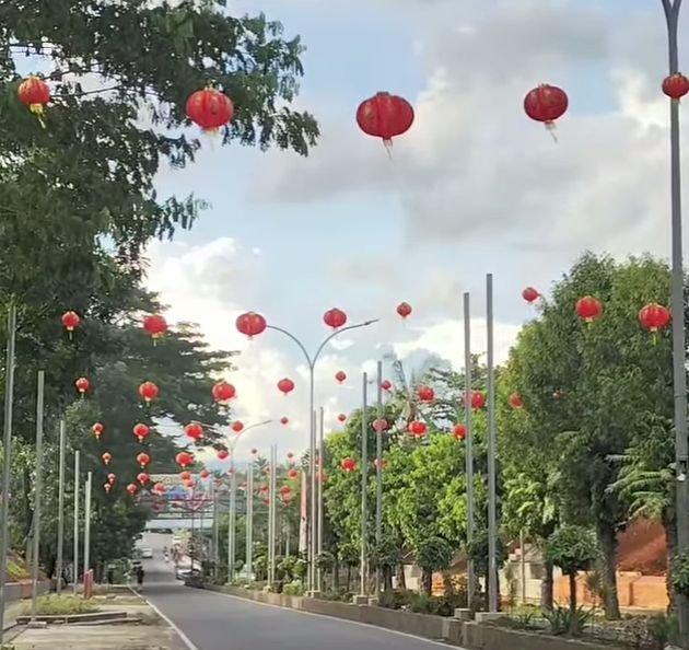 Lampion yang dipasang di sekitar taman. (ist/rmolsumsel.id) 