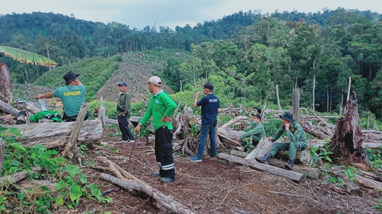 Giat patroli rutin pengawasan kawasan hutan lindung KPH IX Dempo. (Dokumentasi KPH IX Dempo)