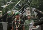 Disambut Tradisi Pedang Pora, Mayjen TNI Ujang Darwis Resmi Jabat Pangdam II Sriwijaya