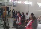 Tiba di Pengadilan, Mantan Kadisnakertans Deliar Marzoeki Bersiap Jalani Sidang Perdana