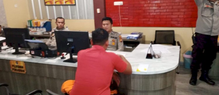 Febriansyah saat membuat laporan polisi di Polrestabes Palembang. (ist)
