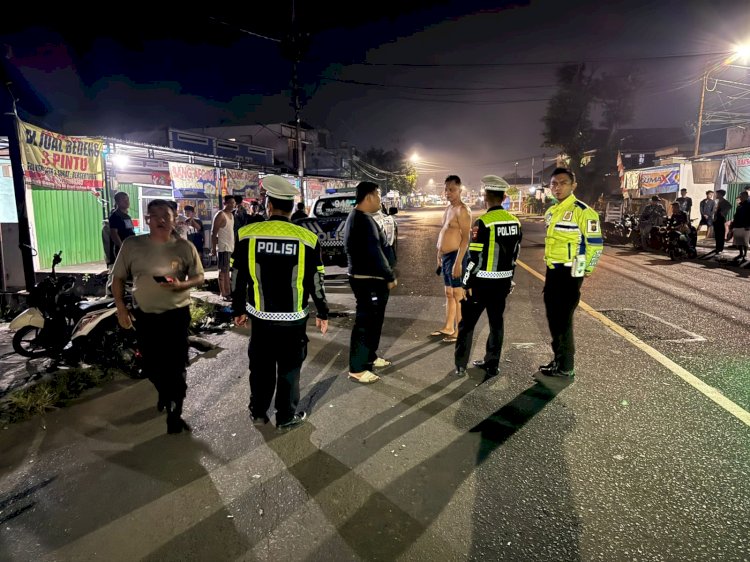 Kecelakaan motor vs motor di Jalan Garuda kota Lubuklinggau menyebabkan dua orang tak sadarkan diri dan dua korban lagi luka-luka. (Dokumentasi Polisi)