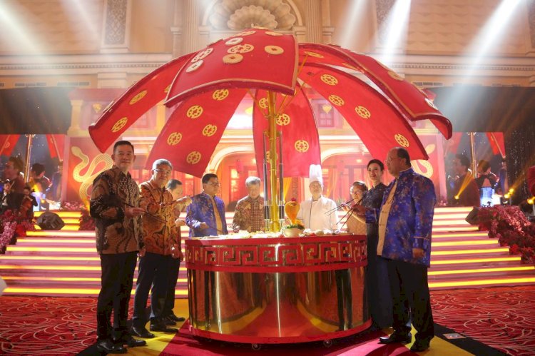 Rangkaian perayaan Imlek 2576 Bank Mandiri akan digelar di beberapa lokasi, dimulai di Regale International Convention Centre, Medan, pada Senin (3/2), dilanjutkan di The Westin Hotel, Surabaya, pada Rabu (5/2), dan ditutup di The Ritz-Carlton, Jakarta, pada Senin (10/2). (Dokumentasi Bank Mandiri)