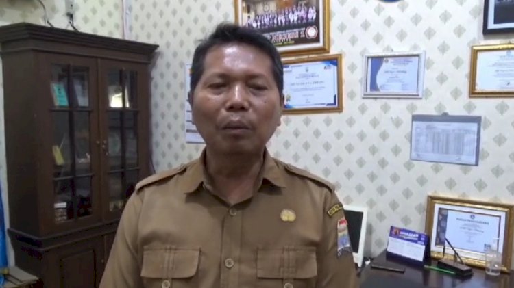 Kepala Sekolah SMP 1 Palembang, Maju Partogi Simanjuntak/Foto:Fauzi