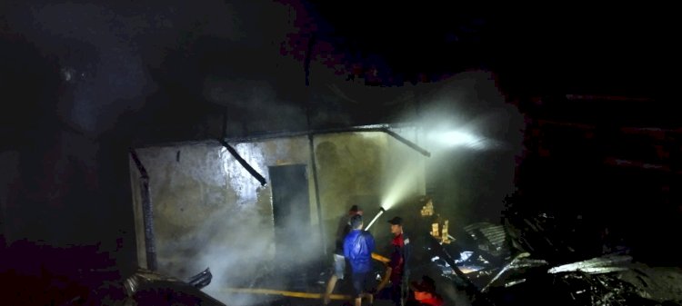 Kebakaran terjadi di Desa Rantau Dodor, Kecamatan Pendopo Barat, Kabupaten Empat Lawang/ist