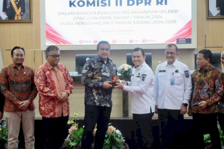 Pemprov Sumatera Selatan bersama jajaran Organisasi Perangkat Daerah (OPD) menggelar pertemuan dengan Komisi II DPR RI/ist