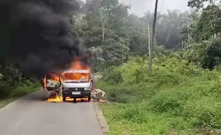 Mobil pengakut sembako terbakar di Rawas Ilir/ist