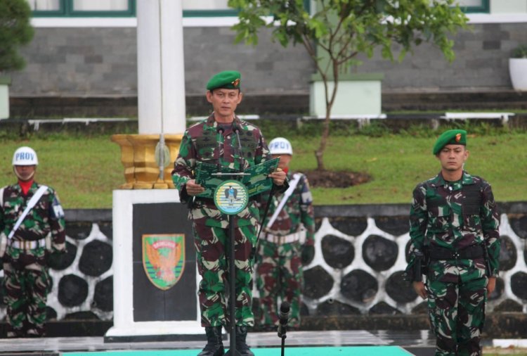 Mayjen TNI Ujang Darwis saat menjabat Danrem Garuda Jaya/net