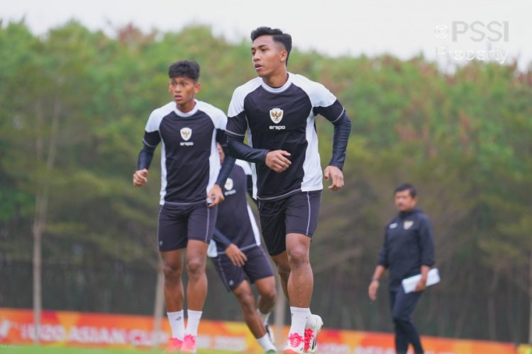 Pemain Timnas Indonesia U20 saat menjalani sesi latihan/Foto:PSSI