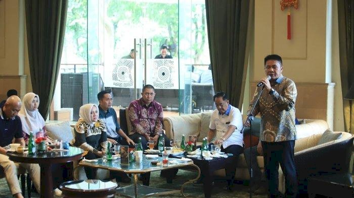 Gubernur Sumsel Terpilih, Herman Deru, dalam silaturahmi bersama kepala daerah terpilih asal Sumsel, di Jakarta/ist