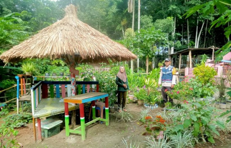 Bhabinkamtibmas Polsek Ulu Musi Laksanakan Pengecekan Pekarangan Bergizi untuk Dukung Ketahanan Pangan Polri di Desa Galang/ist