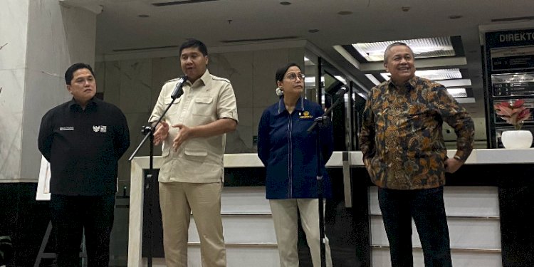 Menteri BUMN Erick Thohir, Menteri Perumahan dan Kawasan Permukiman (PKP) Maruarar Sirait, Menteri Keuangan Sri Mulyani, Gubernur Bank Indonesia Perry Warjiyo dalam konferensi pers di Kemenkeu, Jakarta/RMOL