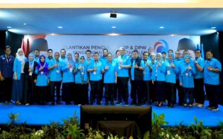 Ketua Umum Partai Gelombang Rakyat (Gelora) Indonesia, Anis Matta, secara resmi melantik 526 pengurus Dewan Pimpinan Pusat (DPP) dan Dewan Pimpinan Wilayah (DPW)/ist