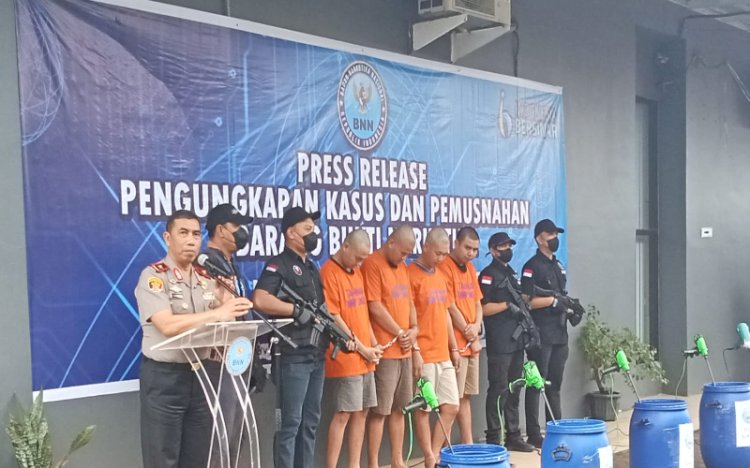Pers rilis ungkap kasus narkotka oleh BNN Provinsi Sumsel/Foto: Denny Pratama
