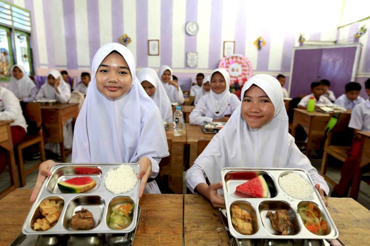 Makan Bergizi Gratis (MBG) di Sekolah. (Handout)