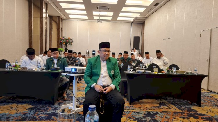KH Hendra Zainuddin
