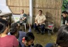 Warga Korban Banjir Bekasi Terharu Dikunjungi Prabowo