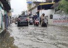 Banjir Palembang Sebabkan Arus Lalu Lintas Terhambat di Beberapa Titik