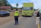 Kapolda Sumsel Tegaskan Larangan Operasional Kendaraan Sumbu Tiga Selama Arus Mudik