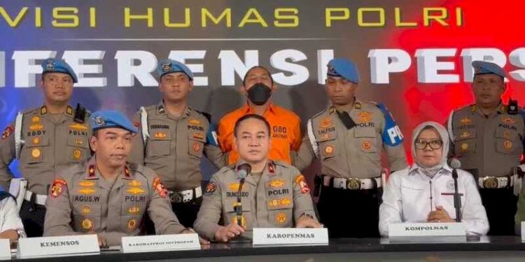 Konferensi pers penetapan tersangka Kapolres Ngada/Ist