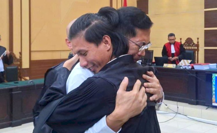 mantan Kepala Cabang (Kacab) Bank SumselBabel Pangkalpinang Moch Robi Hakim bebs dari vonis majelis hakim/ist