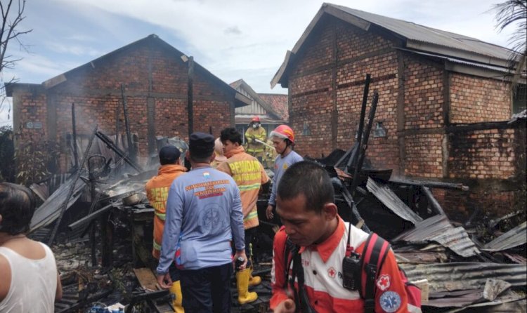 Kondisi rumah kayu di Jalan Lettu Karim Kadir, Kecamatan Gandus Palembang ludes terbakar/ist
